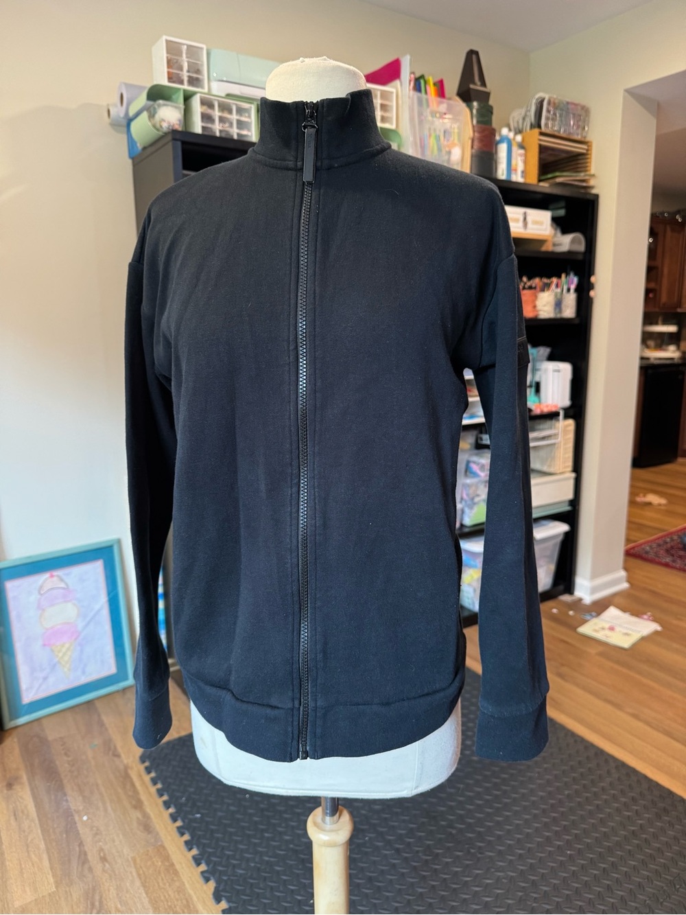 Lole X Vail Women’s black zip sweater Sz M